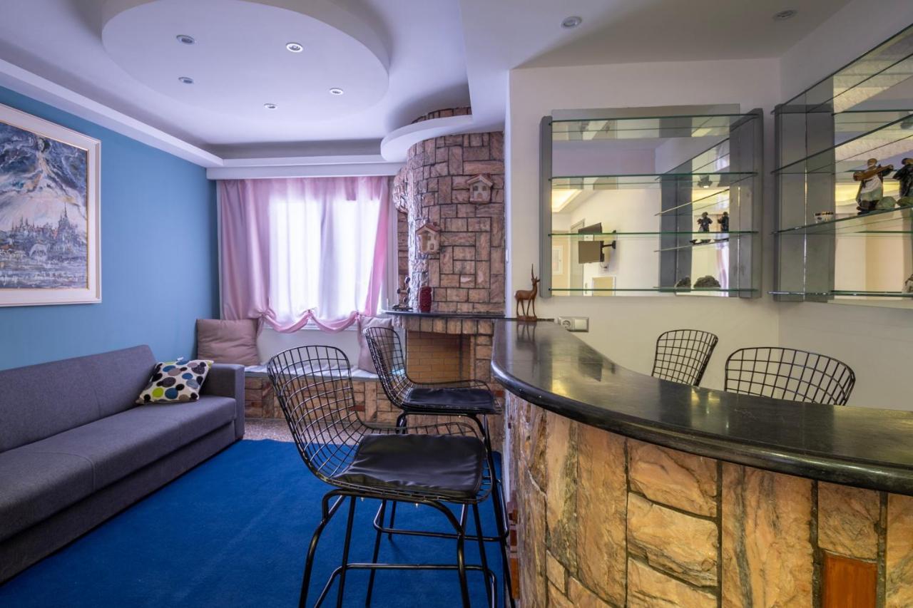Ririka Athens Homes Extérieur photo